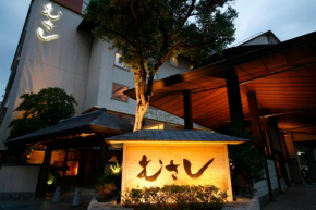 Отель Musashi  Сирахама